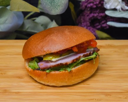 Brioche bun – Smoked ham, chutney, lettuce, cheddar, sliced gherkin